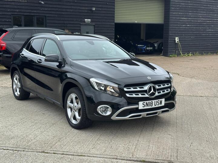 Mercedes-Benz GLA 1.6 GLA200 Sport (Executive) 7G-DCT Euro 6 (s/s) 5dr Mercedes-Benz GLA 1.6 GLA200 Sport (Executive) 7G-DCT Euro 6 (s/s) 5dr