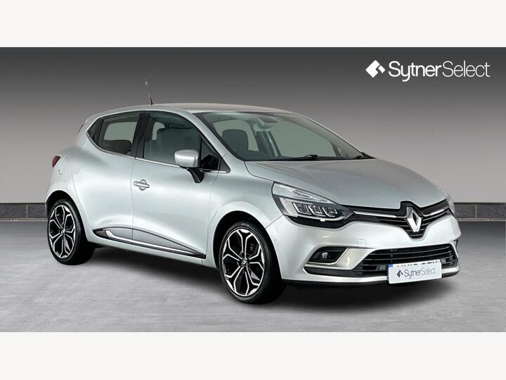 Renault Clio 1.5 DCi Signature Nav Euro 6 (s/s) 5dr Renault Clio 1.5 DCi Signature Nav Euro 6 (s/s) 5dr