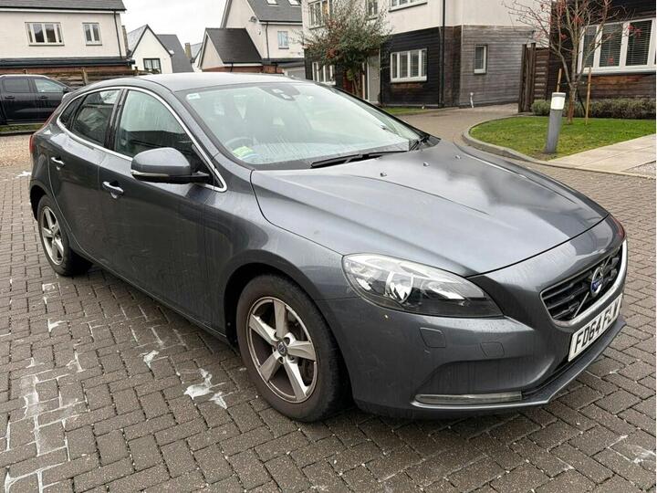 Volvo V40 DIESEL HATCHBACK 2.0 D4 SE Euro 5 (s/s) 5dr