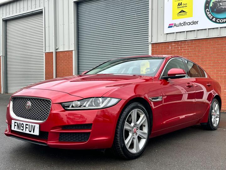 Jaguar XE 2.0i GPF Portfolio Auto Euro 6 (s/s) 4dr