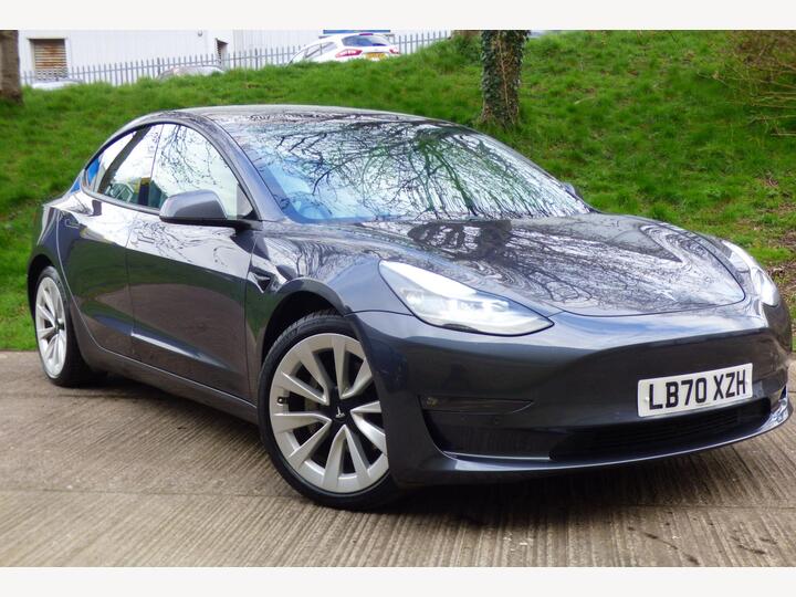 Tesla Model 3 (Dual Motor) Long Range Auto 4WDE 4dr