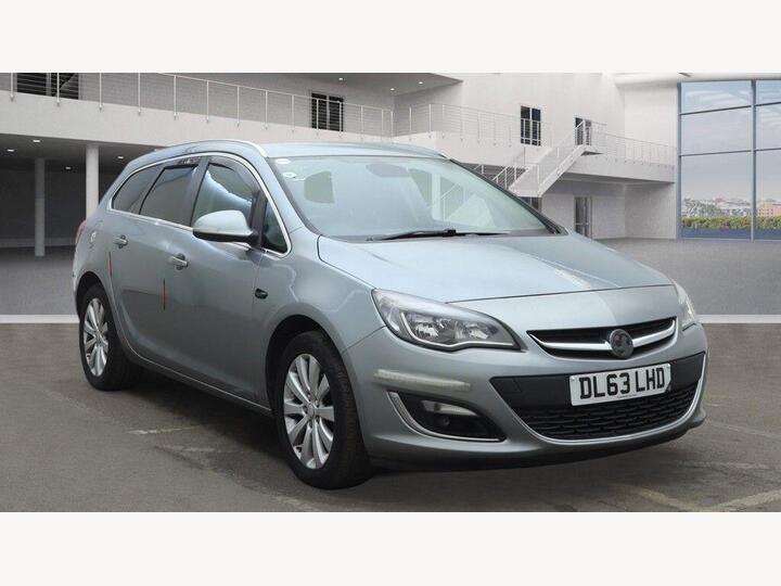 Vauxhall Astra 2.0 CDTi SE Sports Tourer Euro 5 (s/s) 5dr