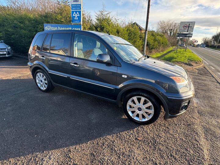 Ford Fusion 1.6 Titanium 5dr