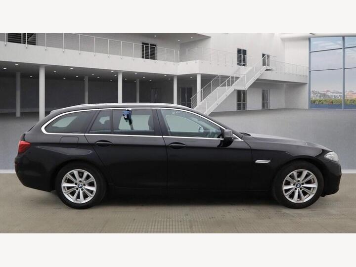 BMW 5 Series 2.0 520d SE Touring Euro 6 (s/s) 5dr BMW 5 Series 2.0 520d SE Touring Euro 6 (s/s) 5dr