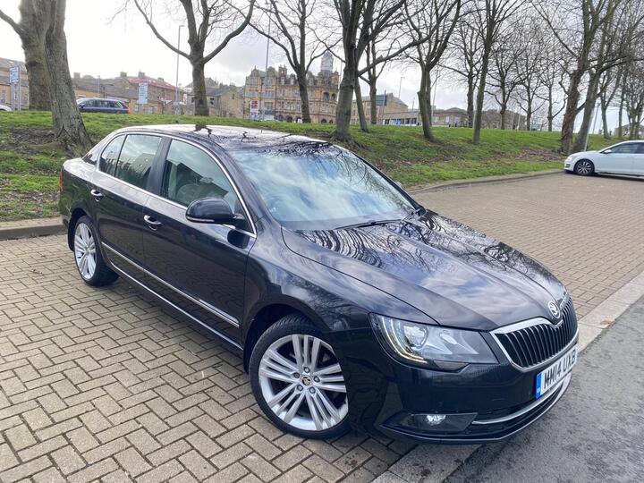Skoda Superb 2.0 TDI Elegance DSG Euro 5 (s/s) 5dr