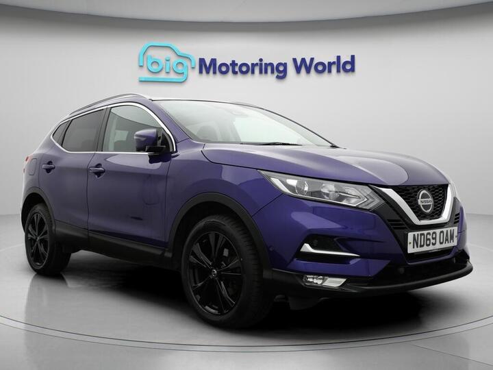 Nissan Qashqai 1.3 DIG-T N-Connecta Euro 6 (s/s) 5dr
