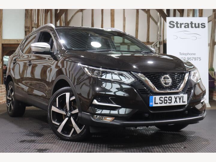 Nissan Qashqai 1.3 DIG-T Tekna+ Euro 6 (s/s) 5dr