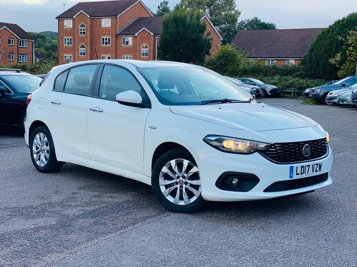 Fiat Tipo 1.4 MPI Easy Plus Euro 6 5dr