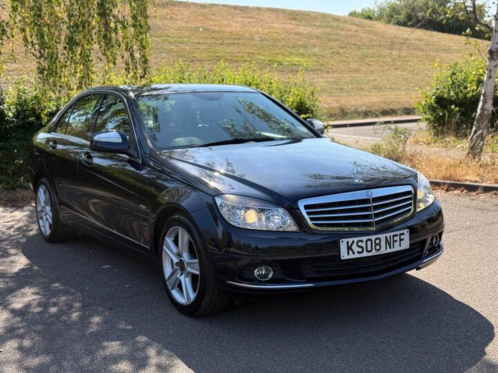 Mercedes-Benz C Class 2.1 C220 CDI Elegance Auto Euro 4 4dr