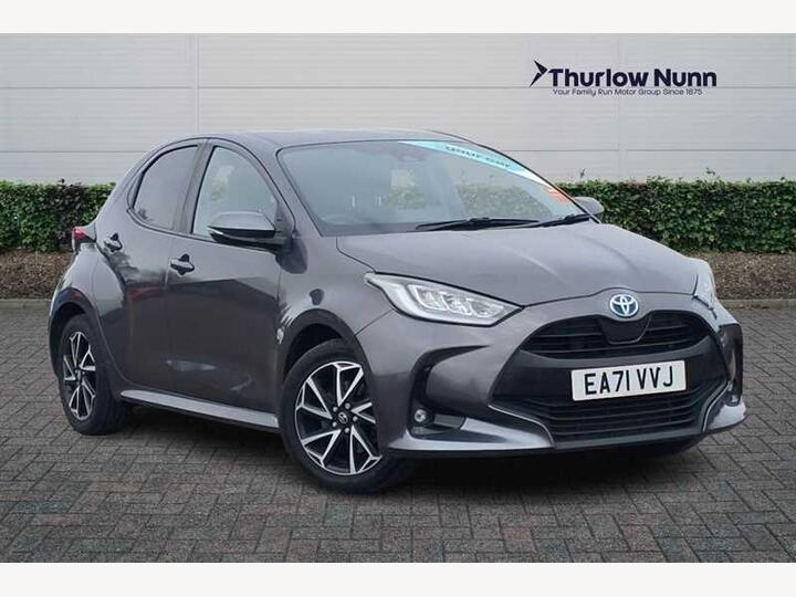 Toyota Yaris 1.5 VVT-h Design E-CVT Euro 6 (s/s) 5dr