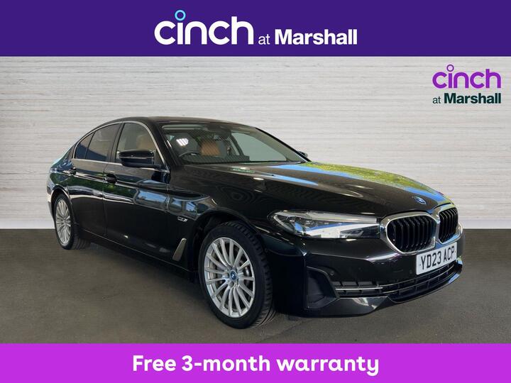 BMW 5 Series 2.0 530e 12kWh SE Steptronic Euro 6 (s/s) 4dr BMW 5 Series 2.0 530e 12kWh SE Steptronic Euro 6 (s/s) 4dr
