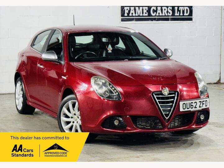 Alfa Romeo Giulietta 2.0 JTDM-2 Veloce Euro 5 (s/s) 5dr