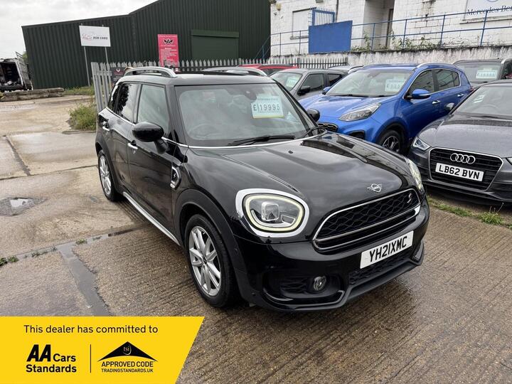 MINI Countryman 2.0 Cooper S Sport Steptronic Euro 6 (s/s) 5dr MINI Countryman 2.0 Cooper S Sport Steptronic Euro 6 (s/s) 5dr