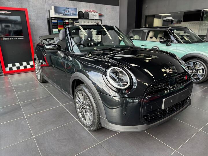 MINI Cooper Convertible 2.0S Classic Steptronic Euro 6 (s/s) 2dr