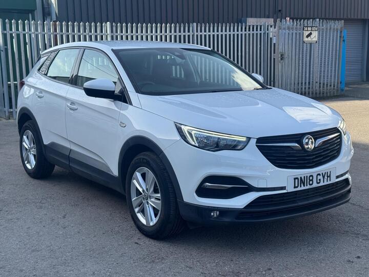 Vauxhall Grandland X 1.2 Turbo SE Euro 6 (s/s) 5dr