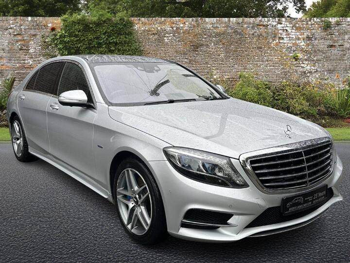 Mercedes-Benz S-CLASS 3.0 S500Le V6 8.8kWh AMG Line G-Tronic+ Euro 6 (s/s) 4dr Mercedes-Benz S-CLASS 3.0 S500Le V6 8.8kWh AMG Line G-Tronic+ Euro 6 (s/s) 4dr