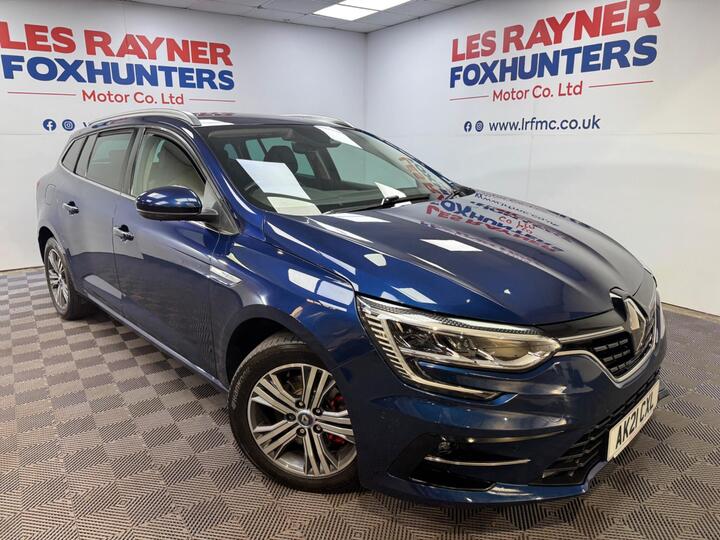 Renault Megane 1.6 E-TECH 9.8kWh Iconic Sport Tourer Auto Euro 6 (s/s) 5dr