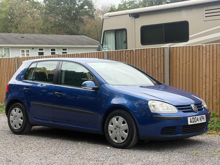 Volkswagen Golf 1.6 FSI S 5dr