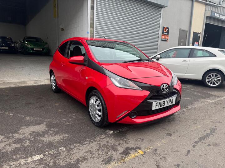 Toyota AYGO 1.0 VVT-i X-play Euro 6 3dr