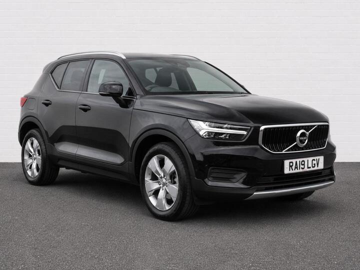 Volvo XC40 2.0 T4 Momentum Auto Euro 6 (s/s) 5dr