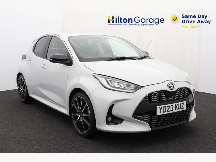 Toyota YARIS 1.5 VVT-h GR SPORT E-CVT Euro 6 (s/s) 5dr