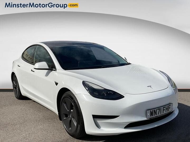 Tesla Model 3 Standard Range Plus Auto RWD 4dr