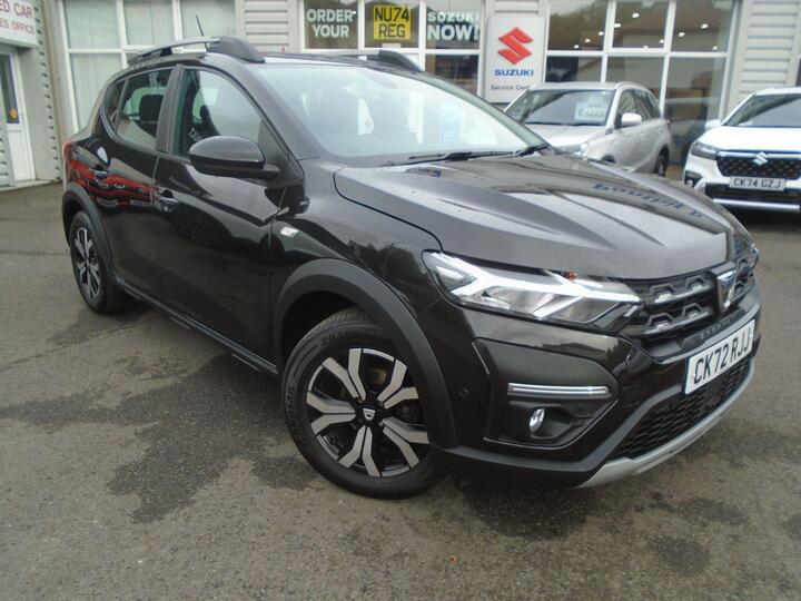 Dacia Sandero Stepway 1.0 TCe Prestige Euro 6 (s/s) 5dr Dacia Sandero Stepway 1.0 TCe Prestige Euro 6 (s/s) 5dr