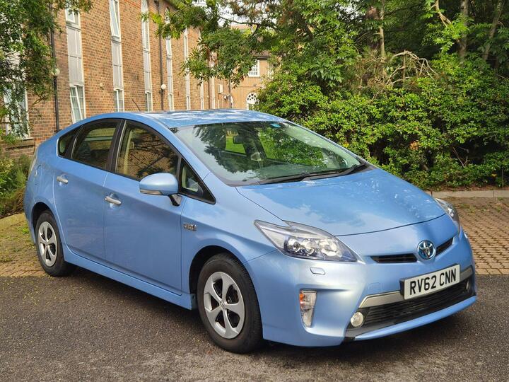 Toyota Prius 1.8 VVT-h CVT Euro 5 (s/s) 5dr