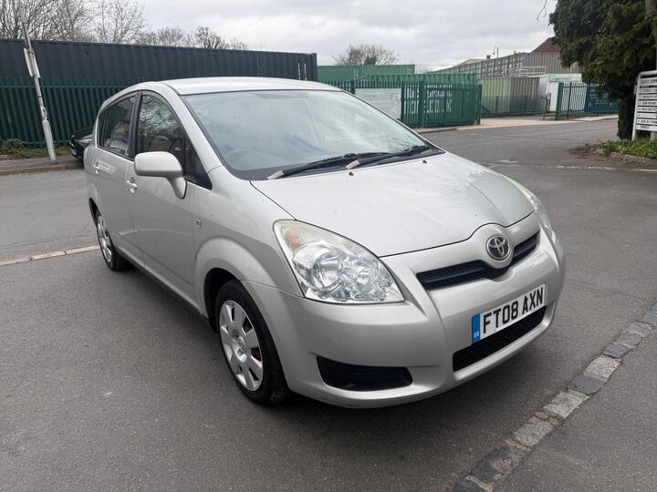Toyota Corolla Verso 1.6 VVT-i T2 5dr