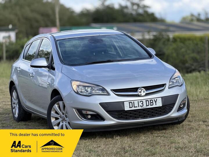 Vauxhall Astra 2.0 CDTi EcoFLEX SE Euro 5 (s/s) 5dr