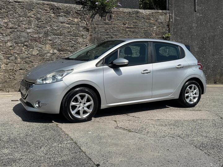 Peugeot 208 1.4 E-HDi Active EGC Euro 5 (s/s) 5dr