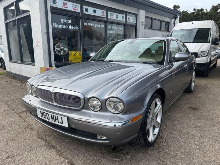 Jaguar XJ 2.7 TDVi Sovereign 4dr