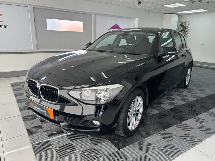 BMW 1 SERIES 1.6 114i SE Euro 5 (s/s) 5dr