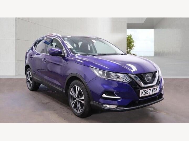 Nissan Qashqai 1.2 DIG-T N-Connecta XTRON Euro 6 (s/s) 5dr
