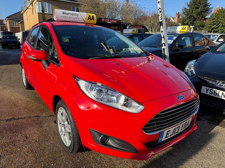 Ford Fiesta 1.25 Zetec Euro 5 5dr Ford Fiesta 1.25 Zetec Euro 5 5dr