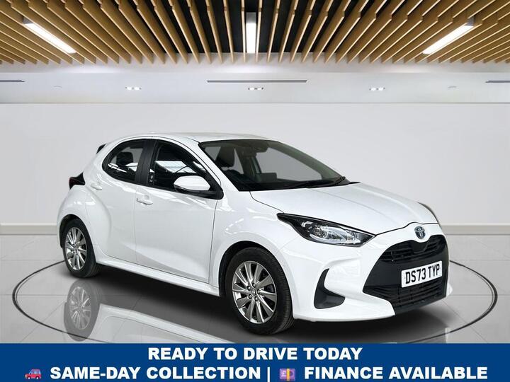 Toyota YARIS 1.5 VVT-h Icon E-CVT Euro 6 (s/s) 5dr