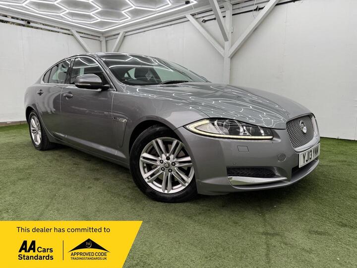 Jaguar XF 2.2d Luxury Auto Euro 5 (s/s) 4dr