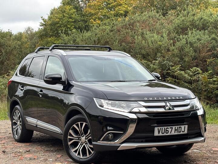 Mitsubishi Outlander 2.2 DI-D 3 4WD Euro 6 (s/s) 5dr Mitsubishi Outlander 2.2 DI-D 3 4WD Euro 6 (s/s) 5dr