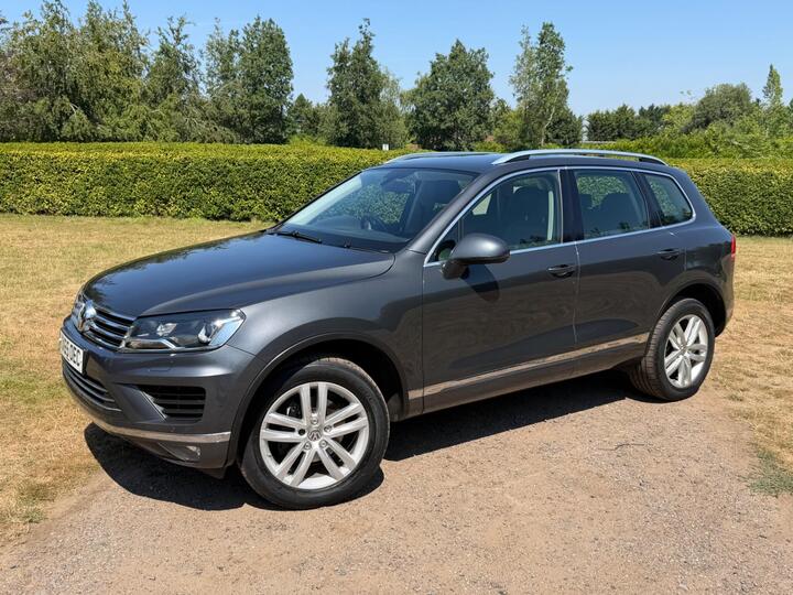 Volkswagen Touareg 3.0 TDI V6 BlueMotion Tech SE Tiptronic 4WD Euro 6 (s/s) 5dr