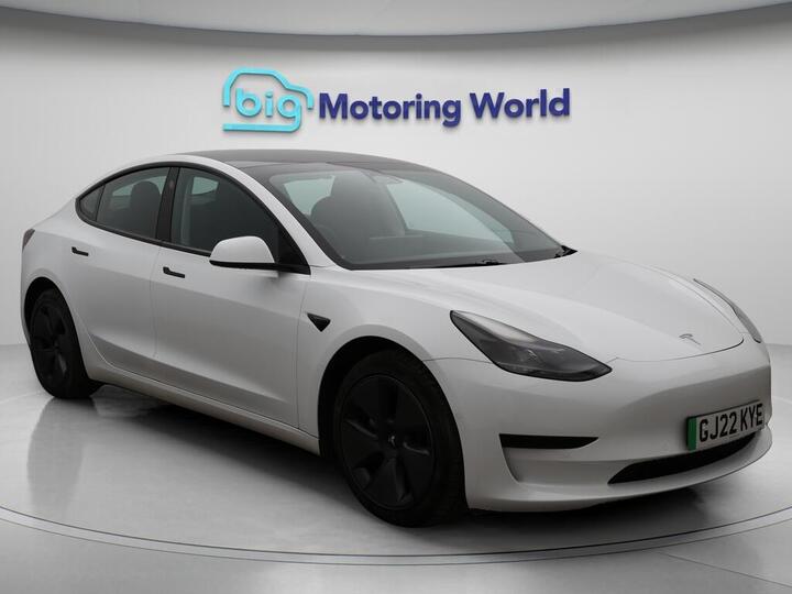 Tesla Model 3 Standard Range Plus Auto RWD 4dr