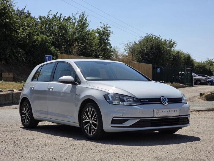 Volkswagen GOLF 1.5 TSI EVO SE Nav Euro 6 (s/s) 5dr