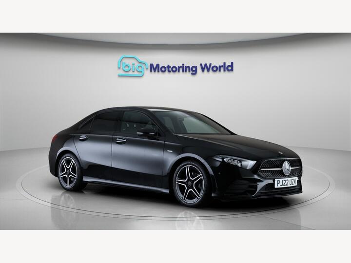 Mercedes-Benz A Class 1.3 A200 AMG Line Edition (Executive) 7G-DCT Euro 6 (s/s) 4dr Mercedes-Benz A Class 1.3 A200 AMG Line Edition (Executive) 7G-DCT Euro 6 (s/s) 4dr