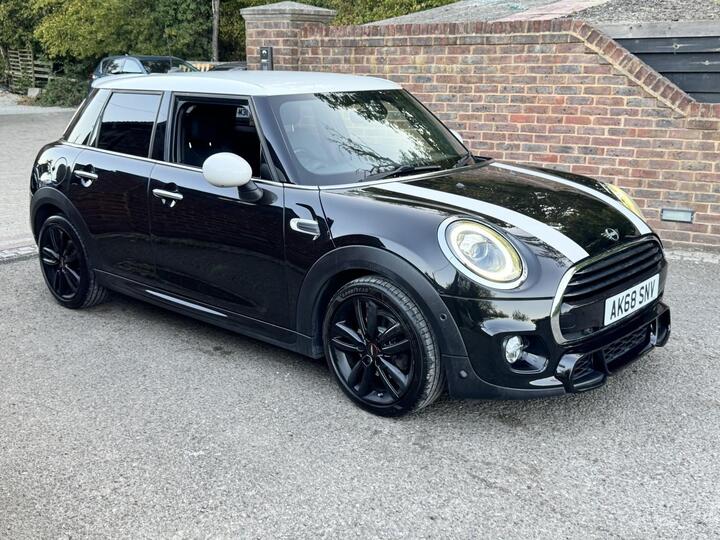MINI HATCH 1.5 Cooper Sport Steptronic Euro 6 (s/s) 5dr