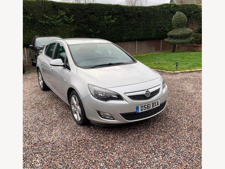 Vauxhall Astra 1.6 16v SRi Auto Euro 5 5dr