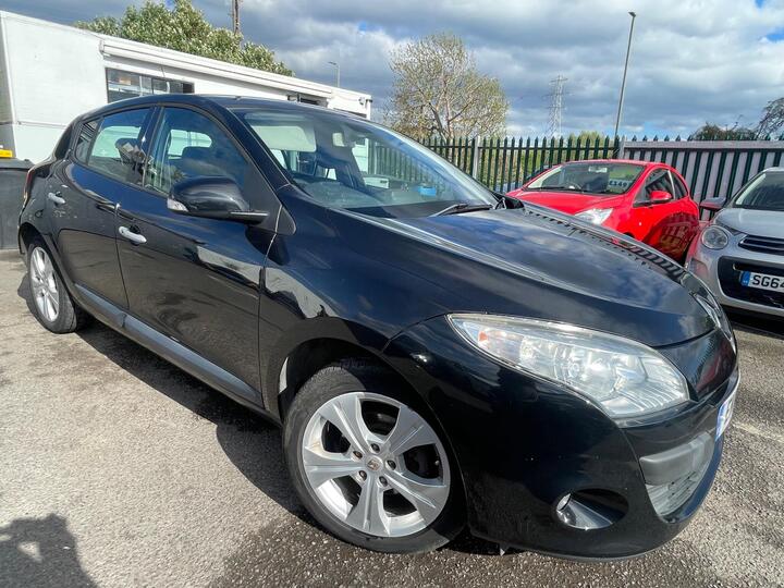 Renault Megane 1.6 16V Dynamique TomTom Euro 5 5dr