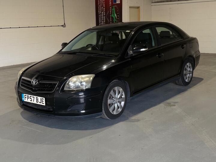 Toyota Avensis 1.8 VVT-i Colour Collection 5dr