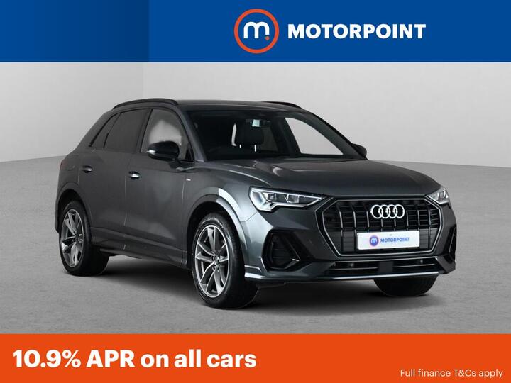 Audi Q3 1.5 TFSI CoD 35 Black Edition S Tronic Euro 6 (s/s) 5dr
