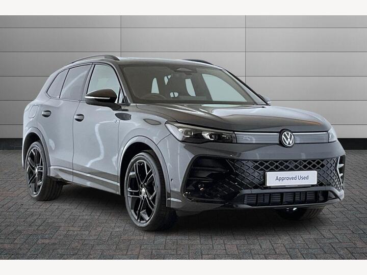 Volkswagen Tiguan 1.5 ETSI MHEV Black Edition DSG Euro 6 (s/s) 5dr