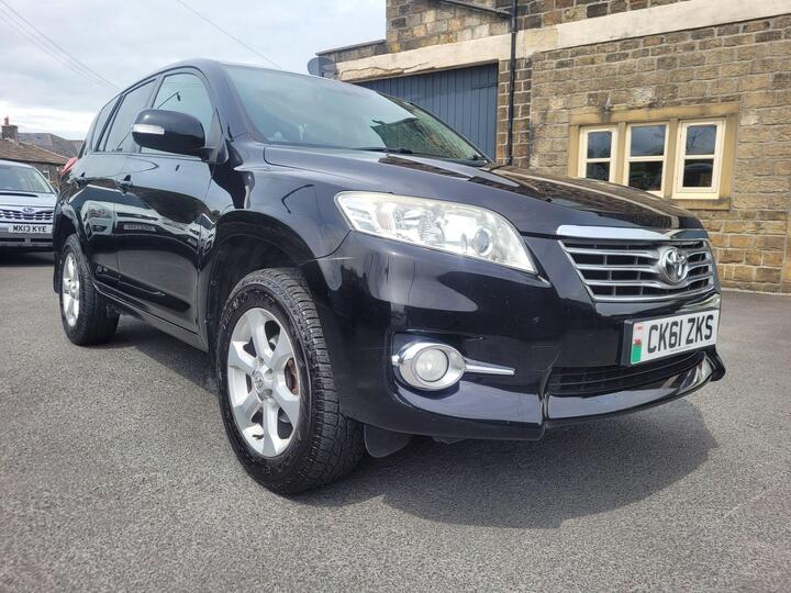 Toyota RAV4 2.2 D-4D XT-R 4WD Euro 5 5dr