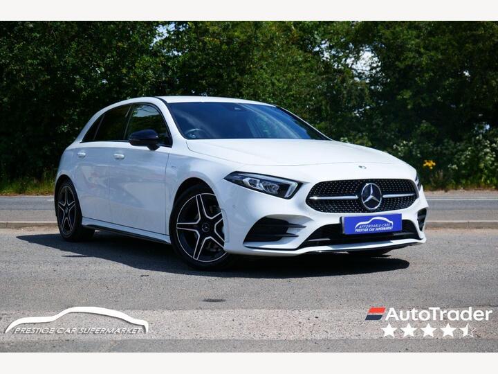 Mercedes-Benz A CLASS 1.3 A180 AMG Line Edition (Executive) 7G-DCT Euro 6 (s/s) 5dr Mercedes-Benz A CLASS 1.3 A180 AMG Line Edition (Executive) 7G-DCT Euro 6 (s/s) 5dr